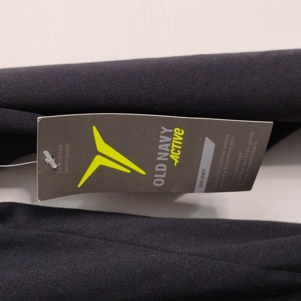 NWT Old Navy Active black semi fitted long sleeve workout top size medium - Picture 5 of 6